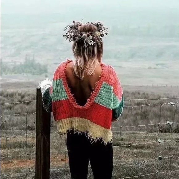 Rainbow sweater - Picture 1 of 15
